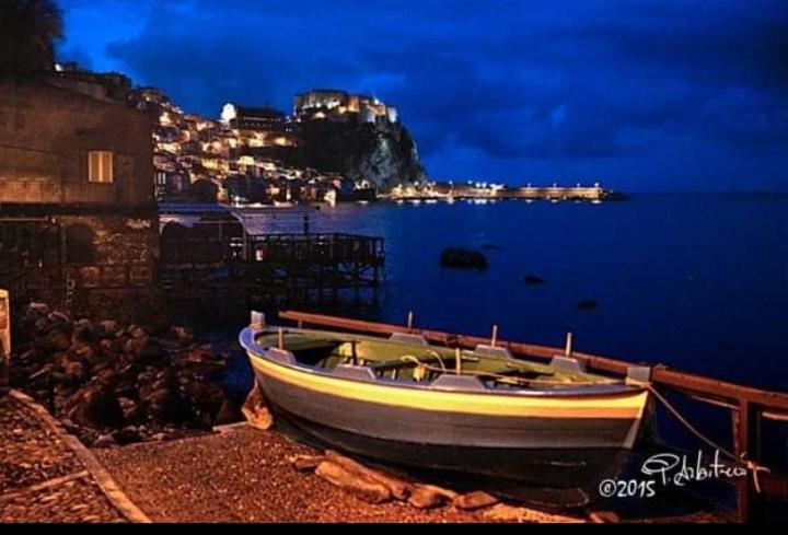 Al Quindici Scilla Bed & Breakfast Exterior photo